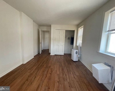 2534 Poplar Street - Photo Thumbnail 11