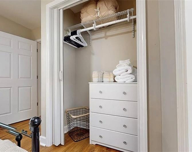 2402 Rockwood (cottage) Drive - Photo Thumbnail 9