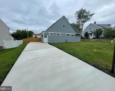 9308 Treaty Road - Photo Thumbnail 1