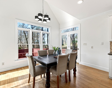 904 Stonecutter Court - Photo Thumbnail 16