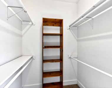 904 Stonecutter Court - Photo Thumbnail 32