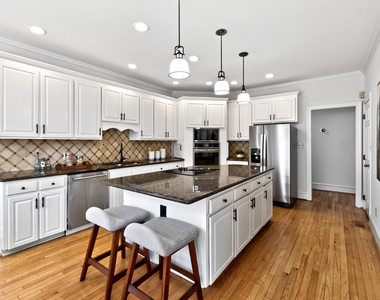 904 Stonecutter Court - Photo Thumbnail 18