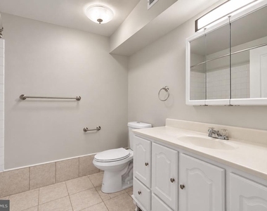 151 Parker Avenue - Photo Thumbnail 3