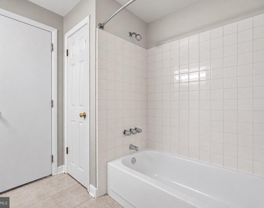 151 Parker Avenue - Photo Thumbnail 4