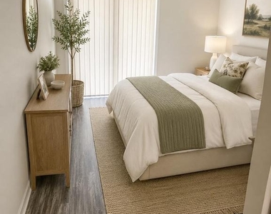 407 Shawmont Avenue - Photo Thumbnail 7