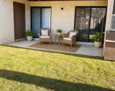 407 Shawmont Avenue - Photo Thumbnail 2