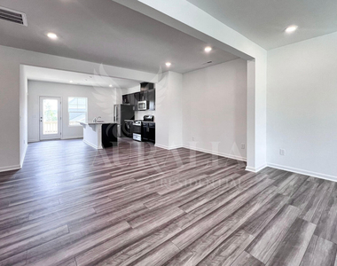 1421 Jay Road - Photo Thumbnail 7
