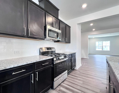 1421 Jay Road - Photo Thumbnail 9
