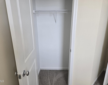 123 Blakley Street - Photo Thumbnail 16