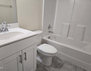 123 Blakley Street - Photo Thumbnail 12