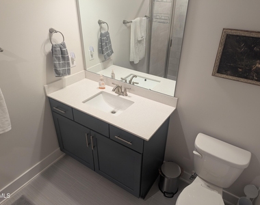 702 Colfax Street - Photo Thumbnail 12