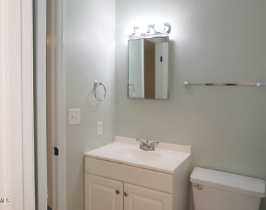 332 Ashley Forest Road - Photo Thumbnail 8