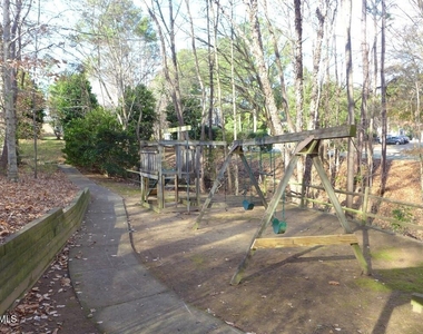101 Rock Haven Road - Photo Thumbnail 15