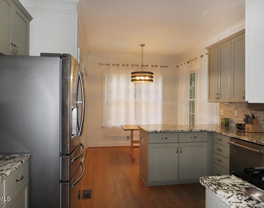 8 Wythebrook Lane - Photo Thumbnail 7