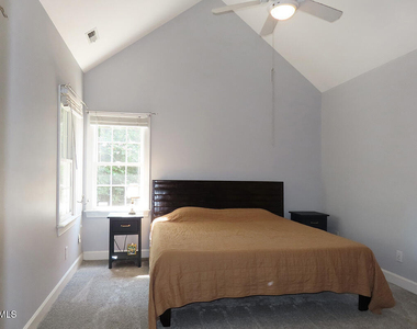 8 Wythebrook Lane - Photo Thumbnail 11