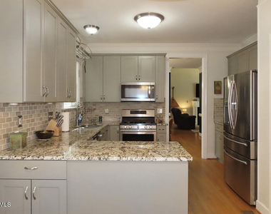 8 Wythebrook Lane - Photo Thumbnail 6