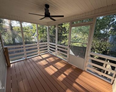 304 Aqua Marine Lane - Photo Thumbnail 4