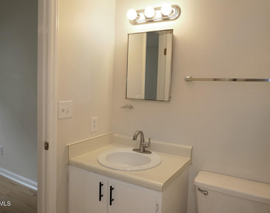 103 Ashley Forest Road - Photo Thumbnail 10