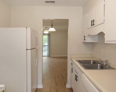 103 Ashley Forest Road - Photo Thumbnail 5