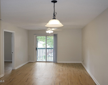 103 Ashley Forest Road - Photo Thumbnail 3