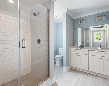 715 Drew Street - Photo Thumbnail 11