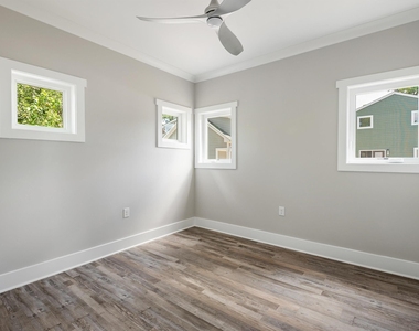 715 Drew Street - Photo Thumbnail 14