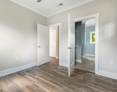 715 Drew Street - Photo Thumbnail 15