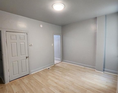 1831 N Croskey Street - Photo Thumbnail 12