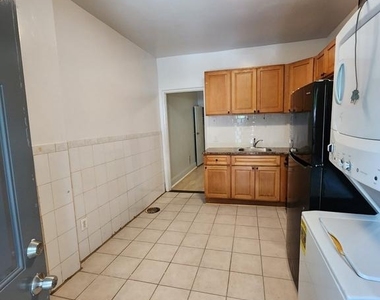 1831 N Croskey Street - Photo Thumbnail 6