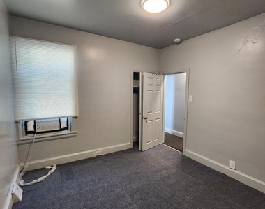 1831 N Croskey Street - Photo Thumbnail 22