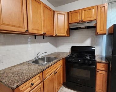 1831 N Croskey Street - Photo Thumbnail 8