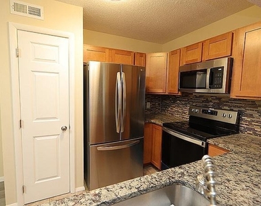 3706 Chimney Ridge Place - Photo Thumbnail 8