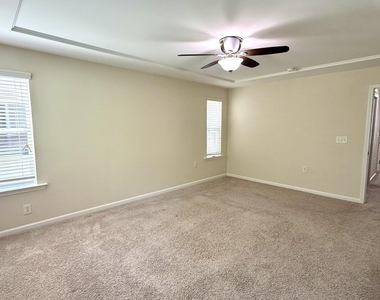 212 Concordia Woods Drive - Photo Thumbnail 26