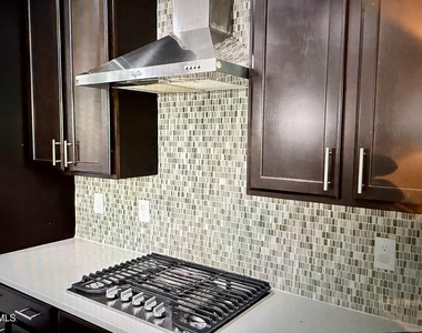 212 Concordia Woods Drive - Photo Thumbnail 2