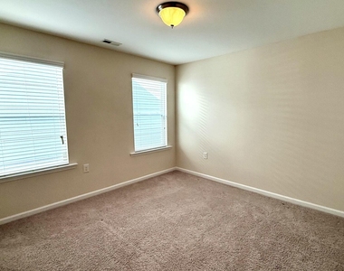 212 Concordia Woods Drive - Photo Thumbnail 25