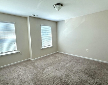 212 Concordia Woods Drive - Photo Thumbnail 23