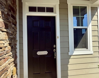 212 Concordia Woods Drive - Photo Thumbnail 16