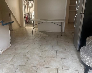 7249 Pine Street - Photo Thumbnail 10