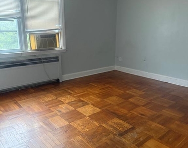 7249 Pine Street - Photo Thumbnail 15