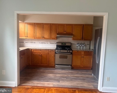 7249 Pine Street - Photo Thumbnail 3