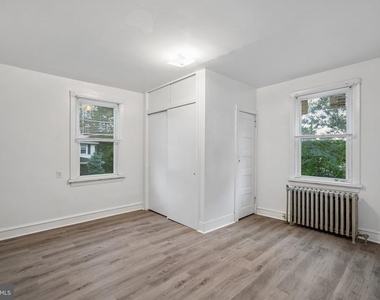 525 Harper Avenue - Photo Thumbnail 4