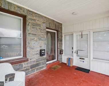 525 Harper Avenue - Photo Thumbnail 1