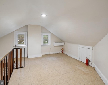 525 Harper Avenue - Photo Thumbnail 19