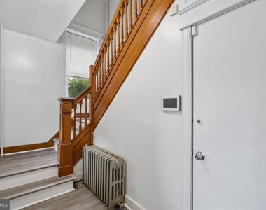 525 Harper Avenue - Photo Thumbnail 3