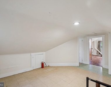 525 Harper Avenue - Photo Thumbnail 17