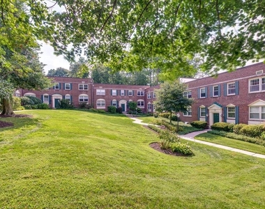 500 E Lancaster Avenue - Photo Thumbnail 10