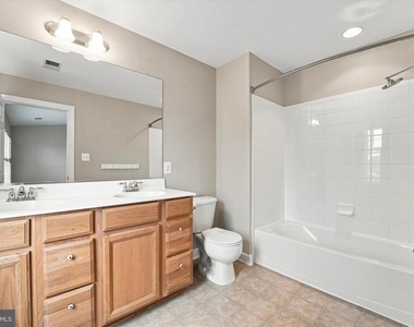 97 N Savanna Drive - Photo Thumbnail 20