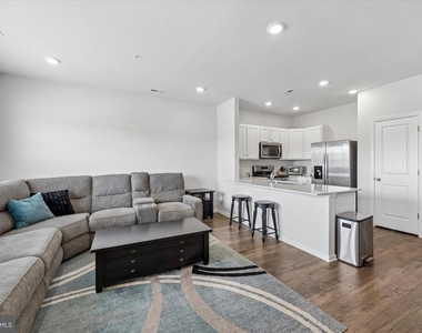 177 S Harner Boulevard - Photo Thumbnail 1