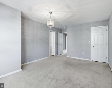1046 Balley Drive - Photo Thumbnail 23