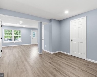 1046 Balley Drive - Photo Thumbnail 31